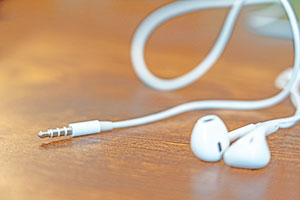 テレビ用イヤホン